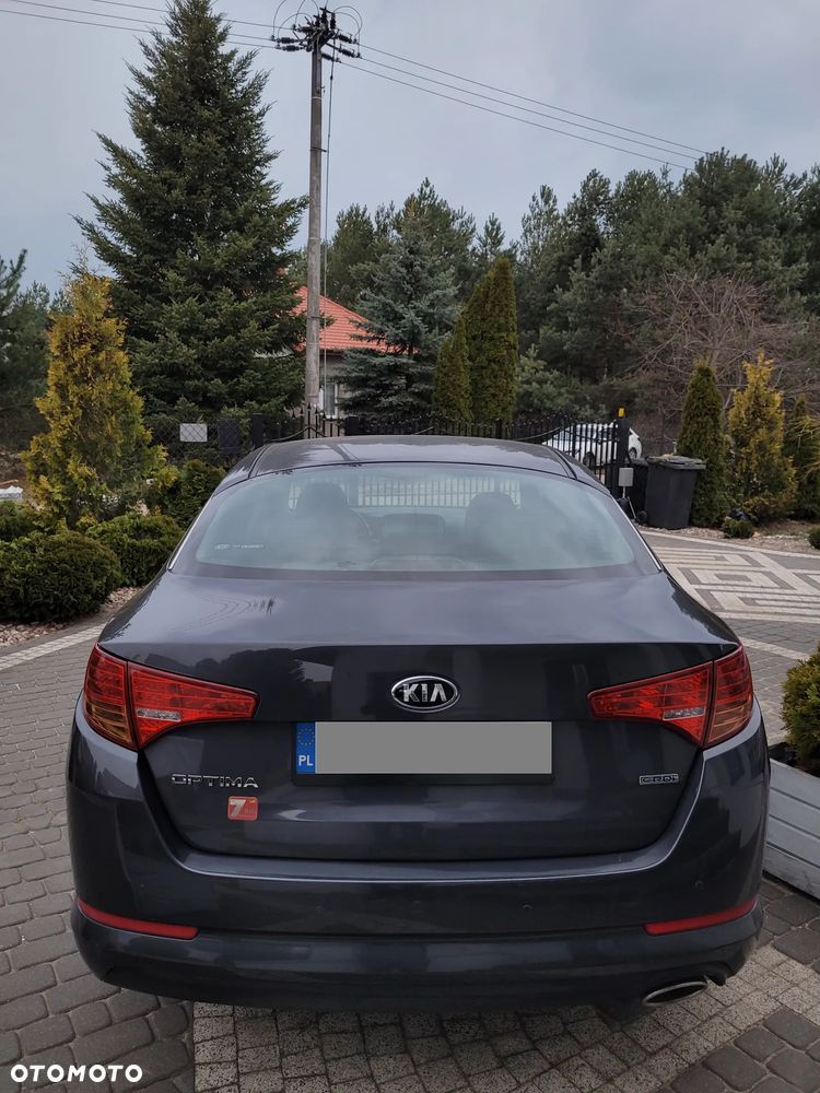 Kia Optima - 9