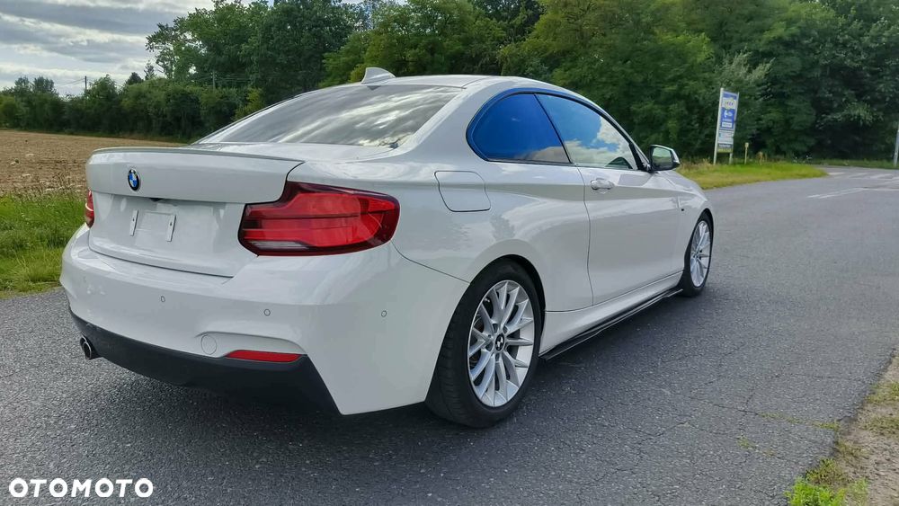 BMW Seria 2 220d - 10