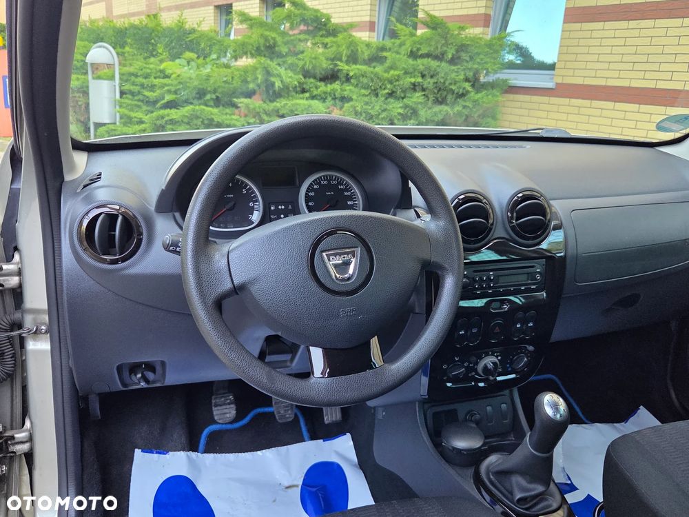 Dacia Duster 1.6 16V 4x2 Laureate - 5