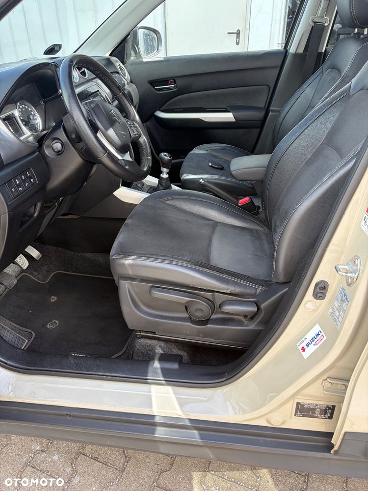 Suzuki Vitara 1.6 DDiS (4x4) Allgrip Comfort - 9