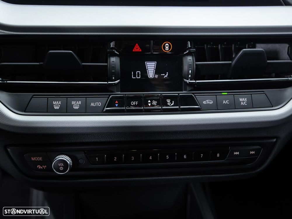 BMW 116 d Corporate Edition Auto - 16