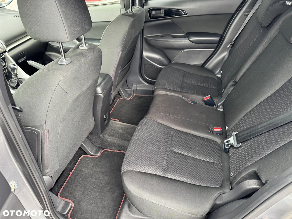 Mitsubishi Eclipse Cross 1.5 T GPF Invite - 7