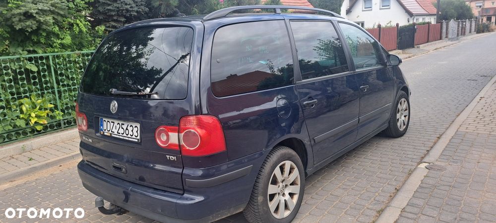 Volkswagen Sharan - 3
