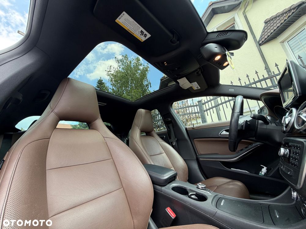 Mercedes-Benz CLA - 1