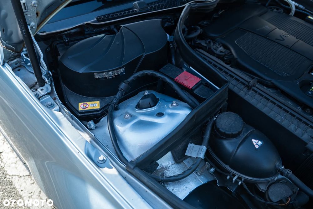 Mercedes-Benz Klasa C 350 BlueEff 4-Matic Avantgarde - 27
