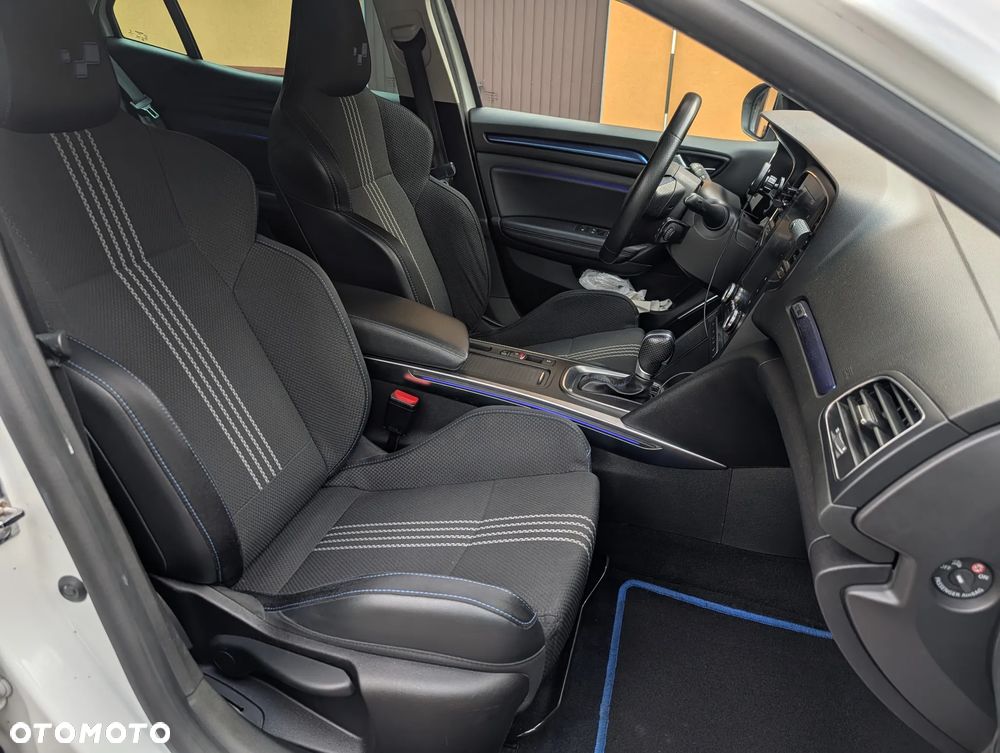 Renault Megane - 9