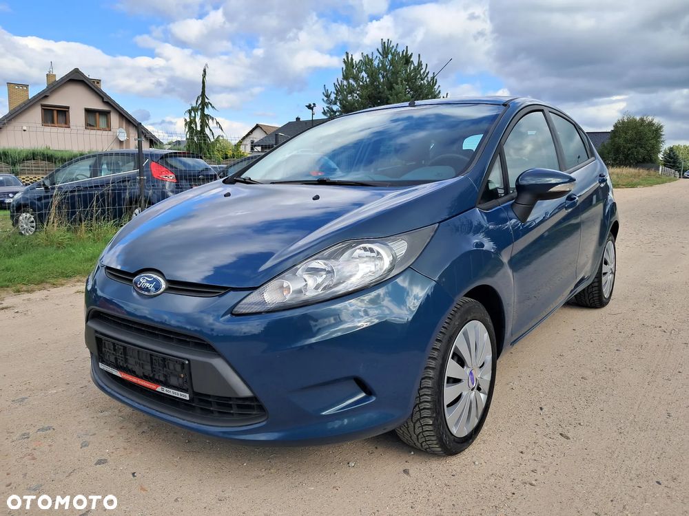 Ford Fiesta 1.25 Ambiente - 2