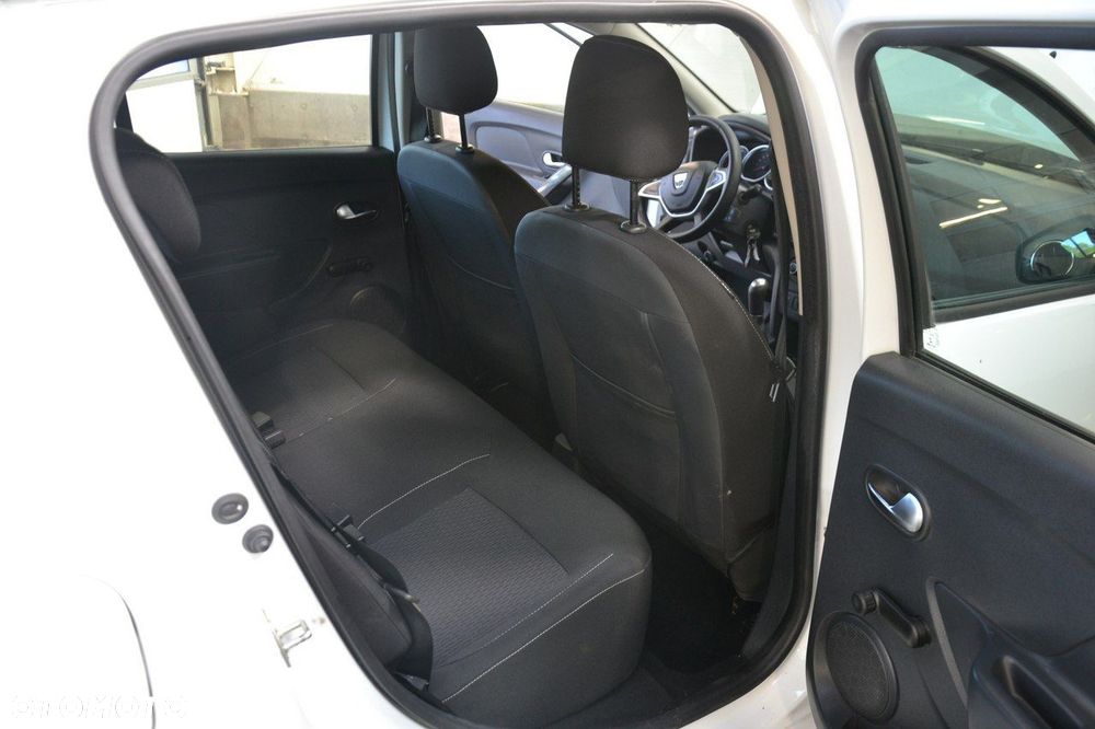 Dacia Sandero - 23