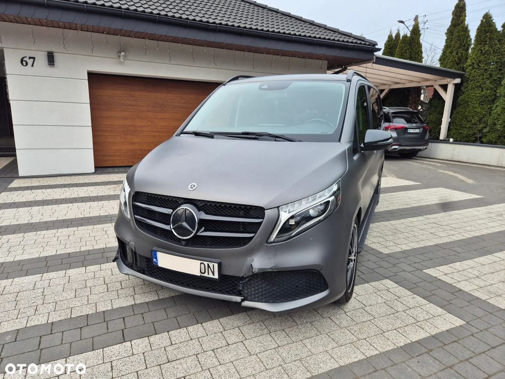 Mercedes-Benz Klasa V - 6