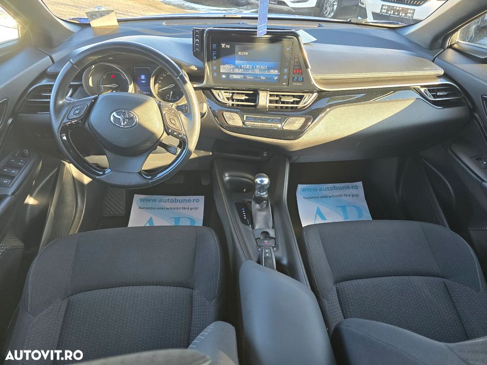 Toyota C-HR Style Selection - 7