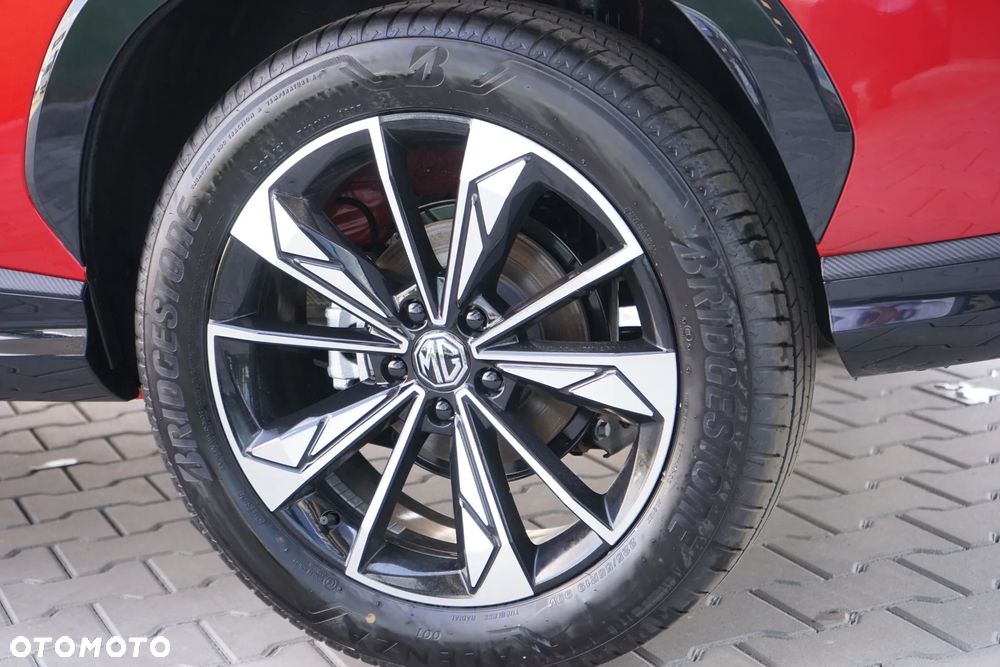 MG HS 1.5T HEV+ Exclusive - 10