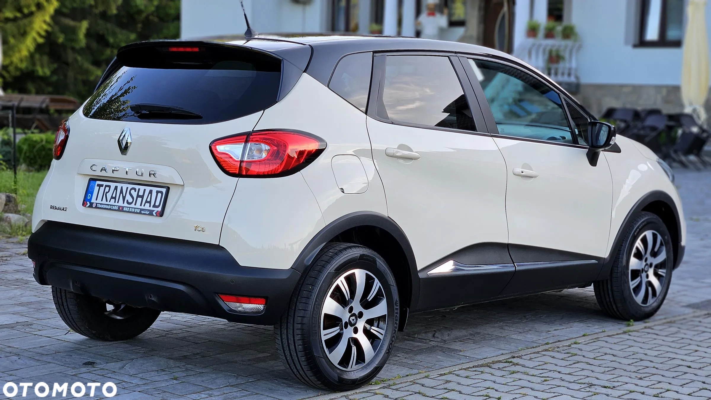 Renault Captur ENERGY TCe 120 EDC LIMITED - 16