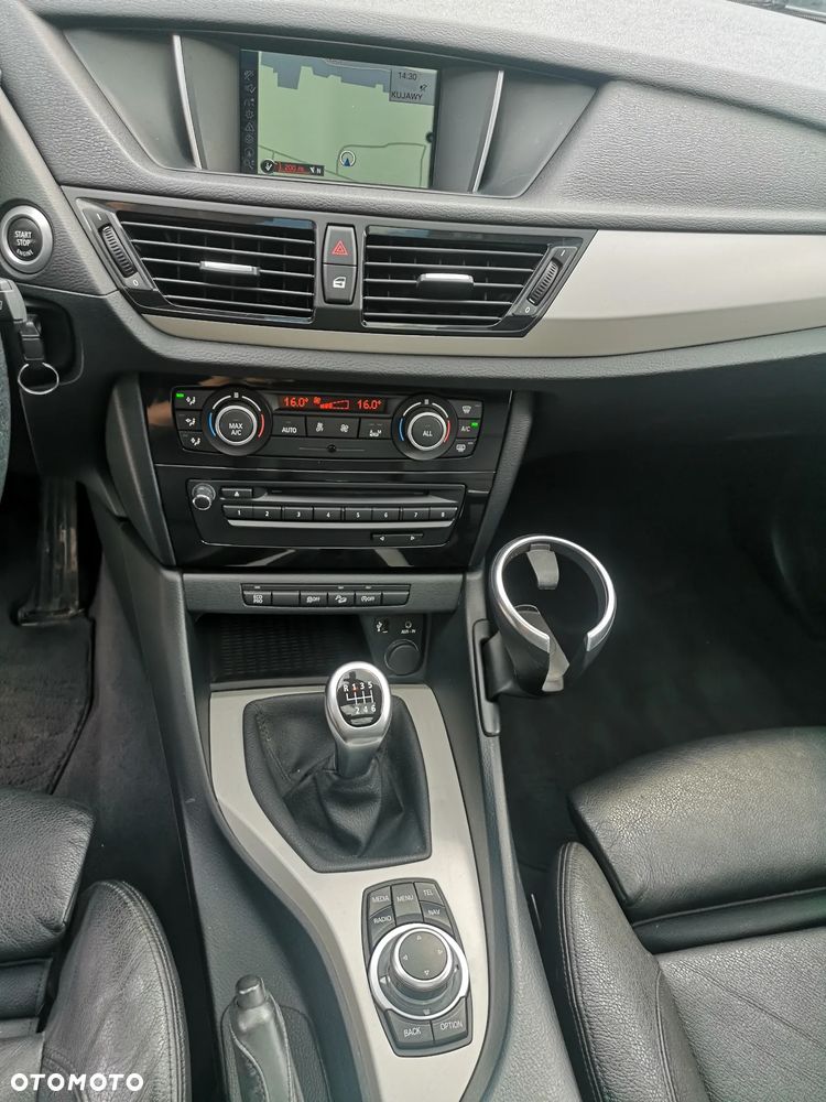 BMW X1 xDrive18d - 17