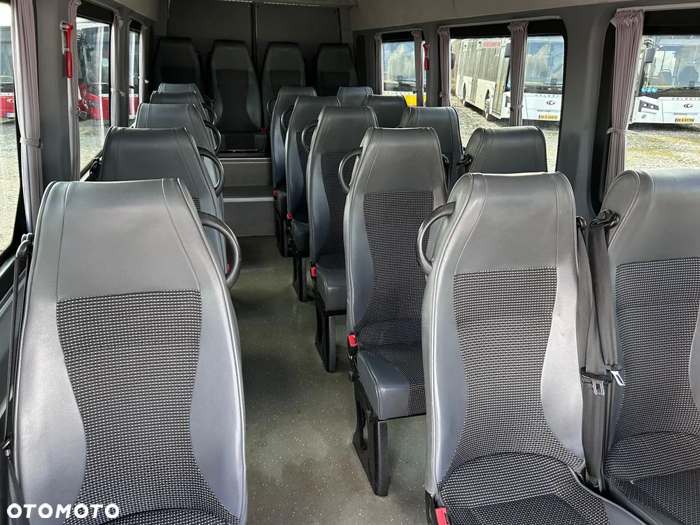 Mercedes-Benz Sprinter 519 - 16