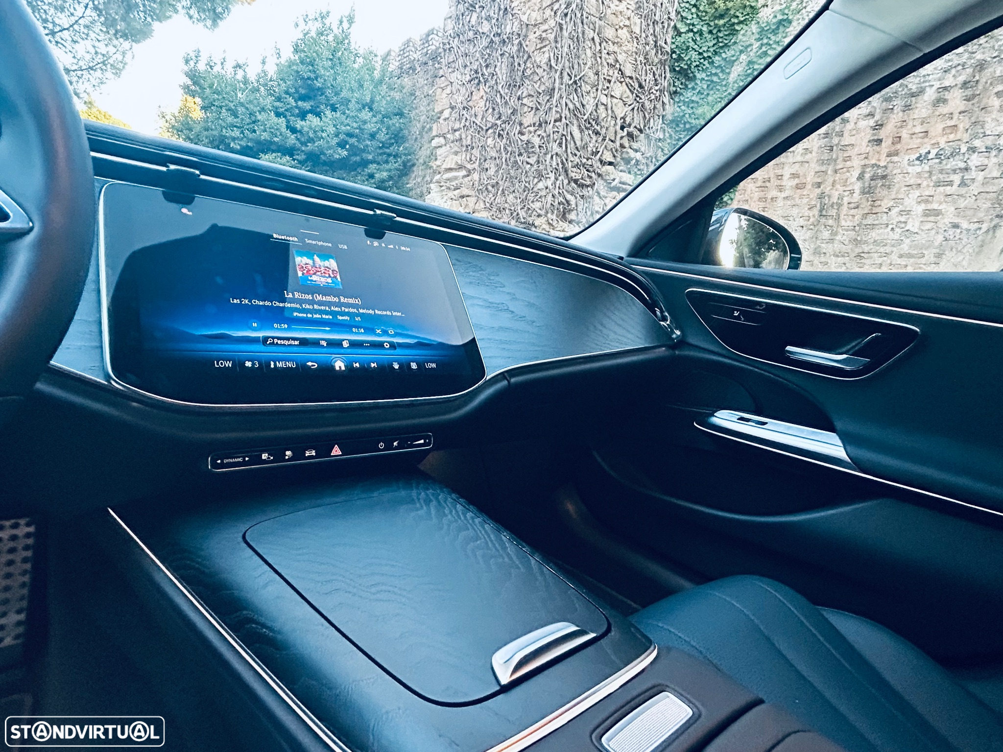 Mercedes-Benz E 300 e Avantgarde - 14