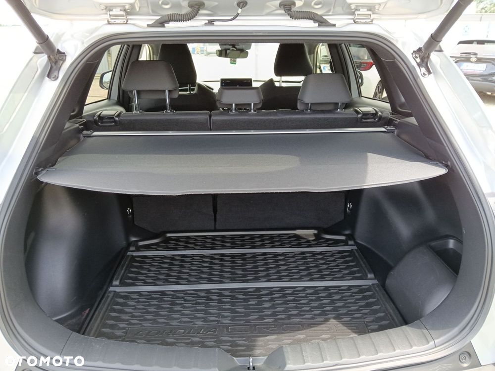 Toyota Corolla Cross - 13