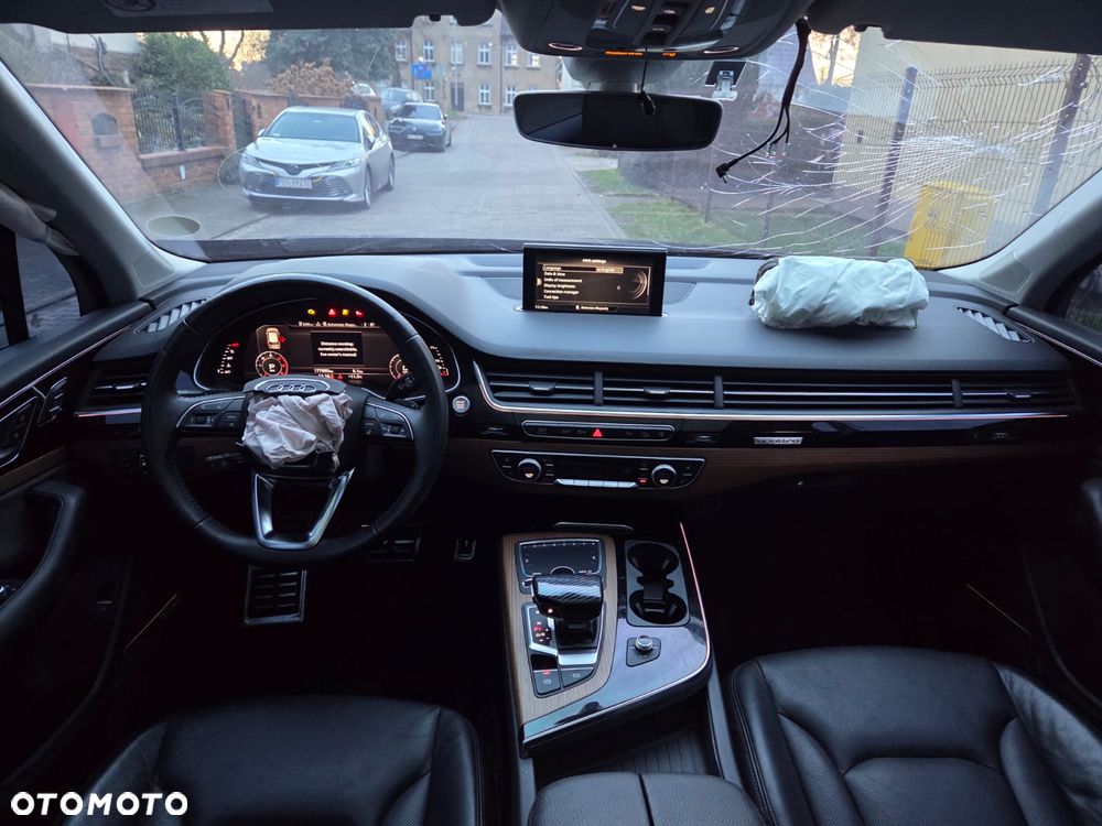 Audi Q7 - 8