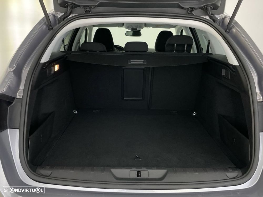Peugeot 308 1.2 PureTech Style — fotografia 13