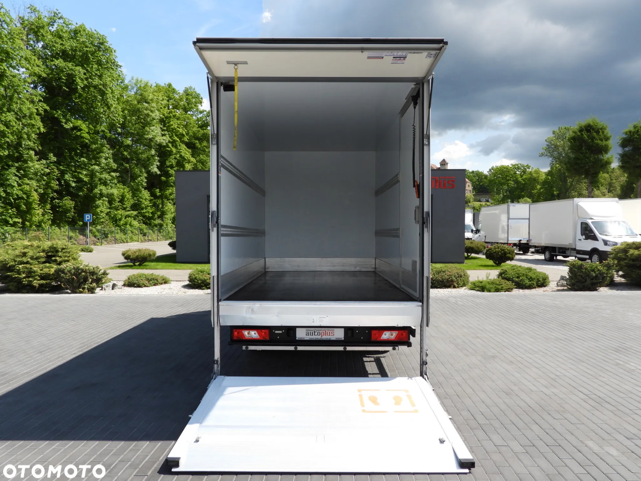 Ford TRANSIT  KONTENER WINDA 8 PALET TEMPOMAT LEDY KLIMATYZACJA 130KM [ G31822 ] - 13