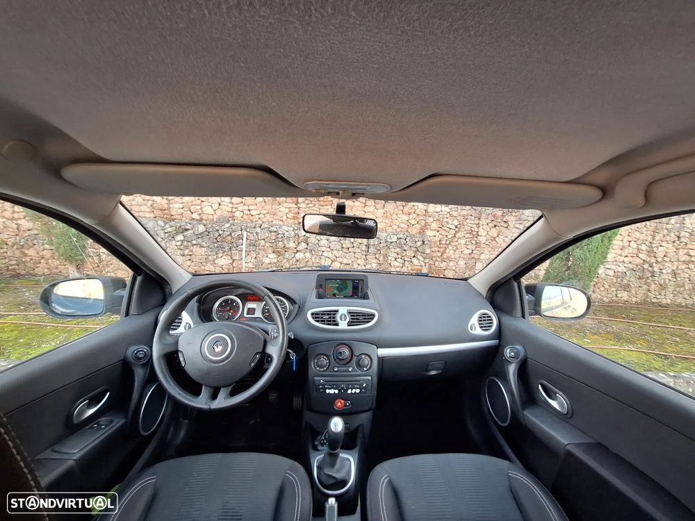 Renault Clio 1.5 dCi Dynamique 98g - 19