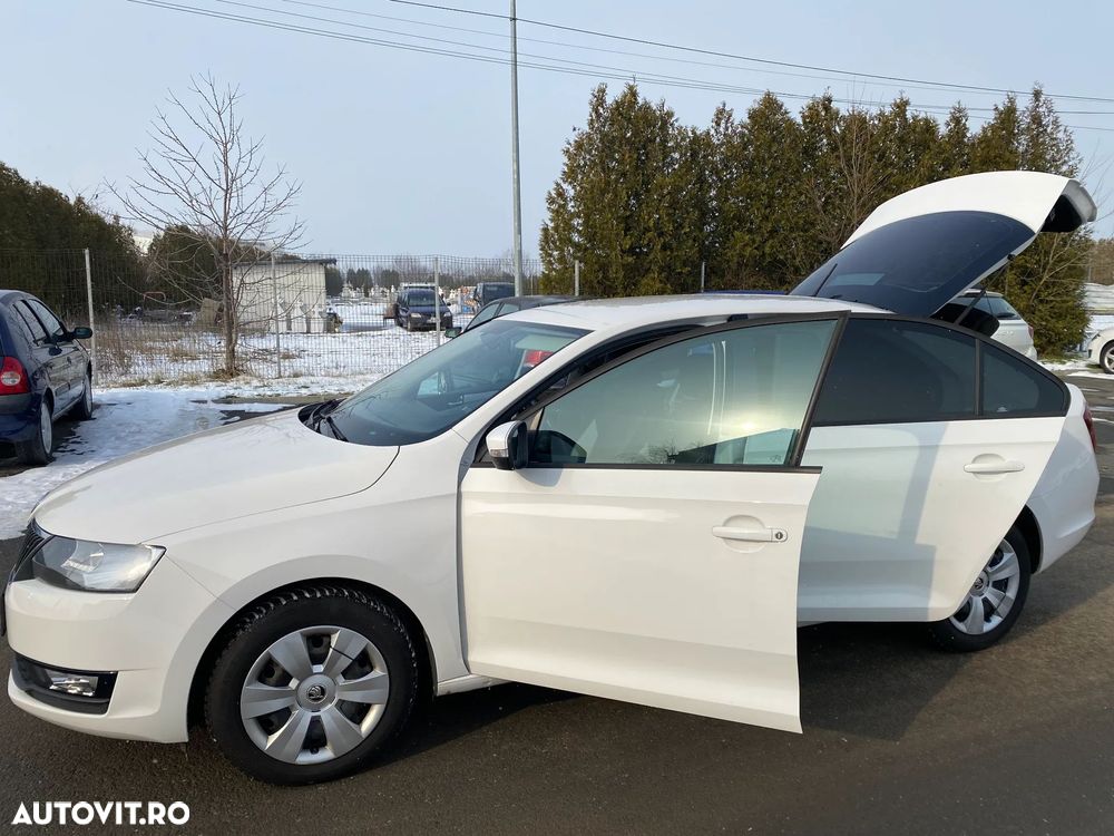 Skoda RAPID 1.0 TSI Avantaj - 28