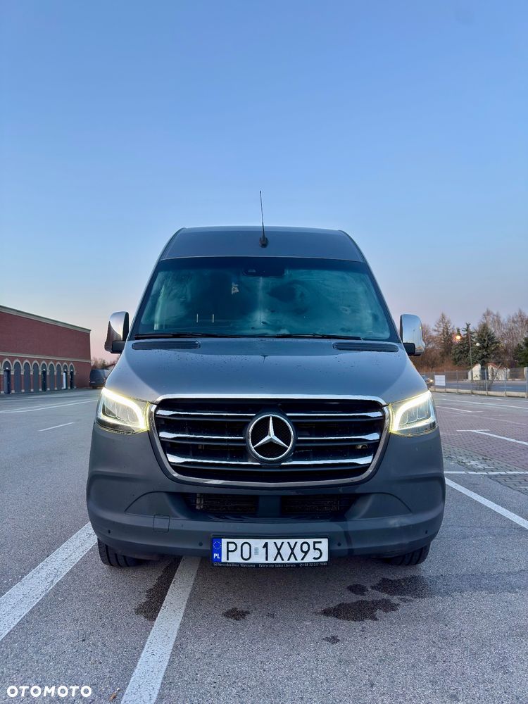 Mercedes-Benz Sprinter - 5