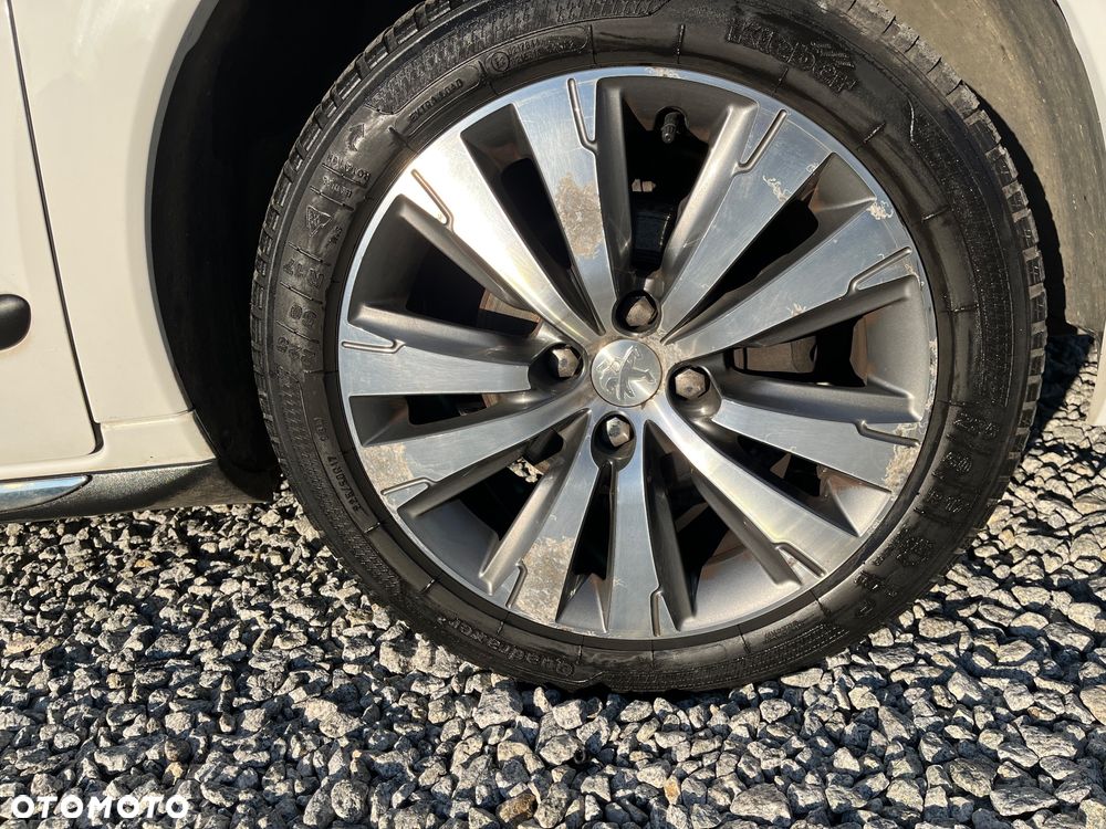 Peugeot 3008 HDi 115 Allure - 31