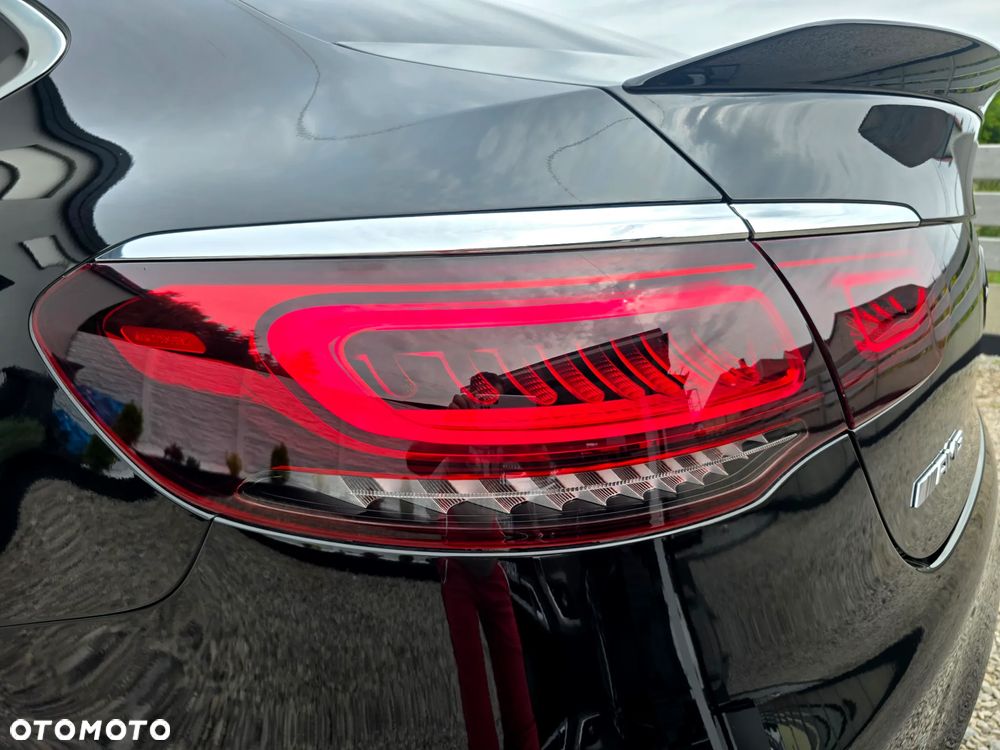 Mercedes-Benz GLC - 30