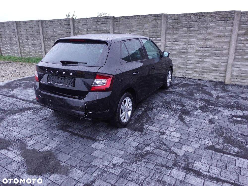 Skoda Fabia 1.0 TSI DSG Clever - 4