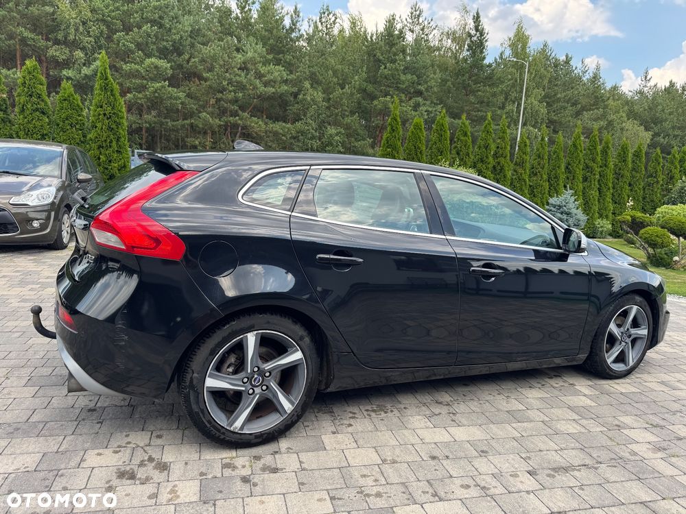 Volvo V40 D2 R Design - 6