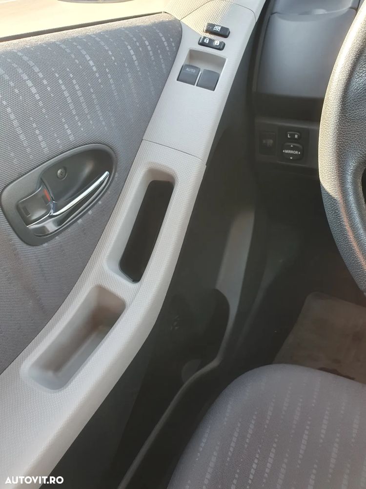 Toyota Yaris 1.3 Luna - 7