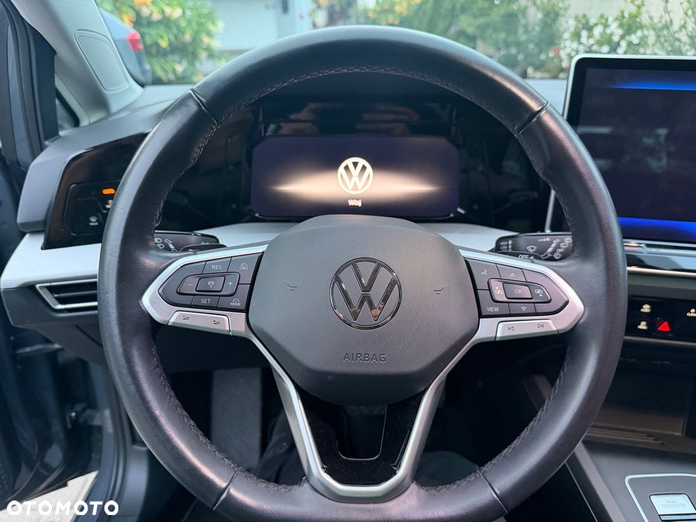 Volkswagen Golf 1.5 eTSI OPF DSG Style - 26