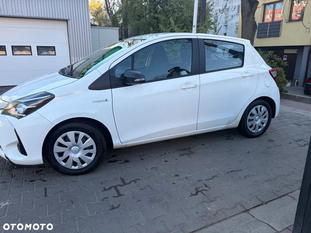 Toyota Yaris Hybrid 100 Active EU6 - 6