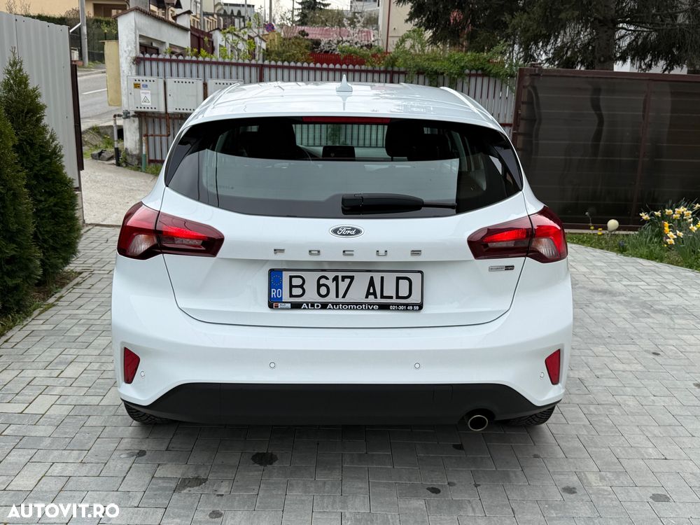 Ford Focus 1.0 EcoBoost Connected - 11