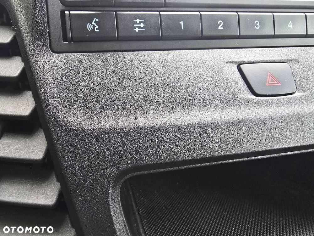 Ford Transit Connect - 21