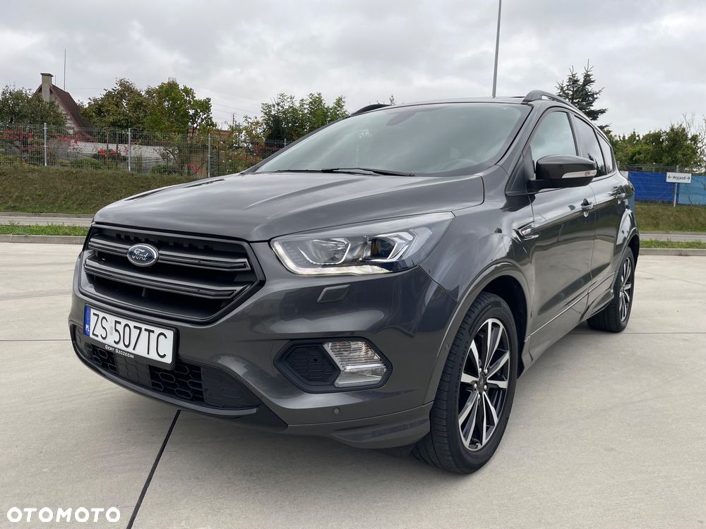 Ford Kuga 1.5 EcoBoost 2x4 ST-Line - 1