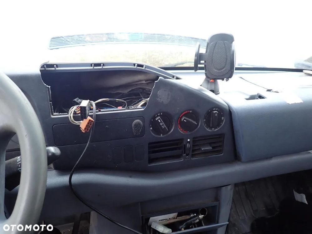 CZĘŚCI - Mercedes Sprinter W903 2,9 TD 122KM 602.980 skrzynia 5B 711612 1999r. INDEX - 9669 - 7