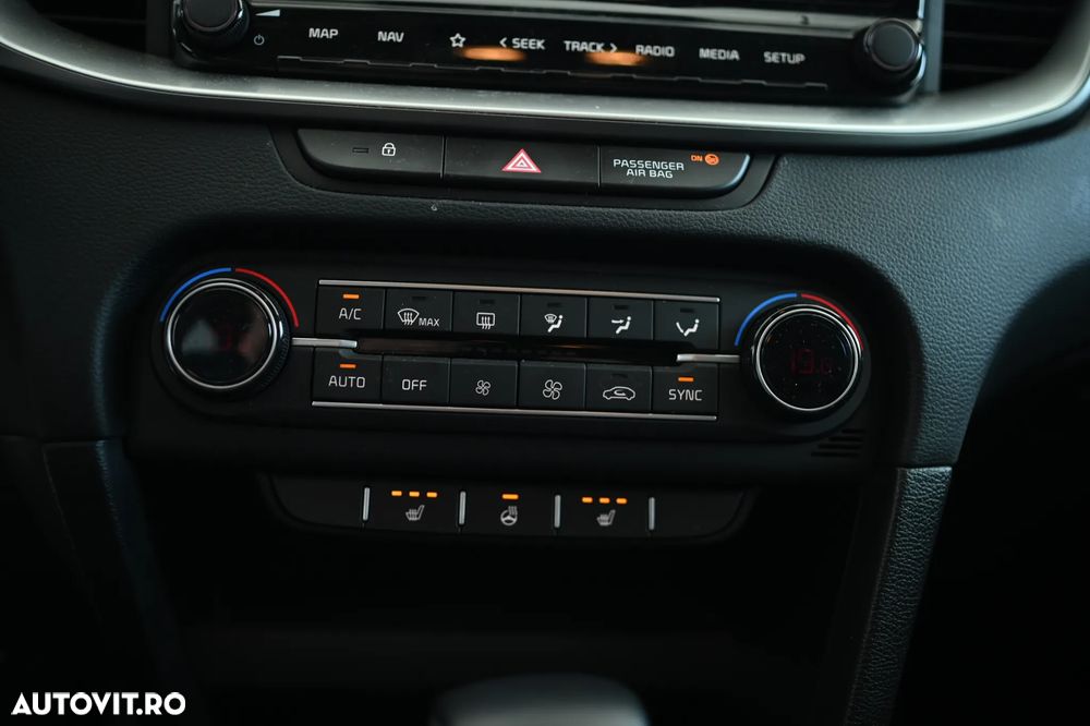 Kia XCeed 1.5 T-GDI OPF DCT7 VISION - 12
