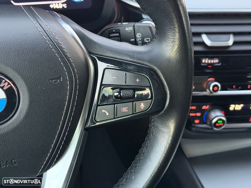 BMW 520 d Auto - 31