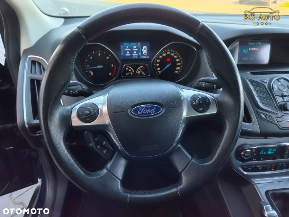 Ford Focus - 37