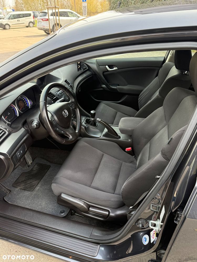 Honda Accord 2.0 Elegance 50 Jahre Edition - 34