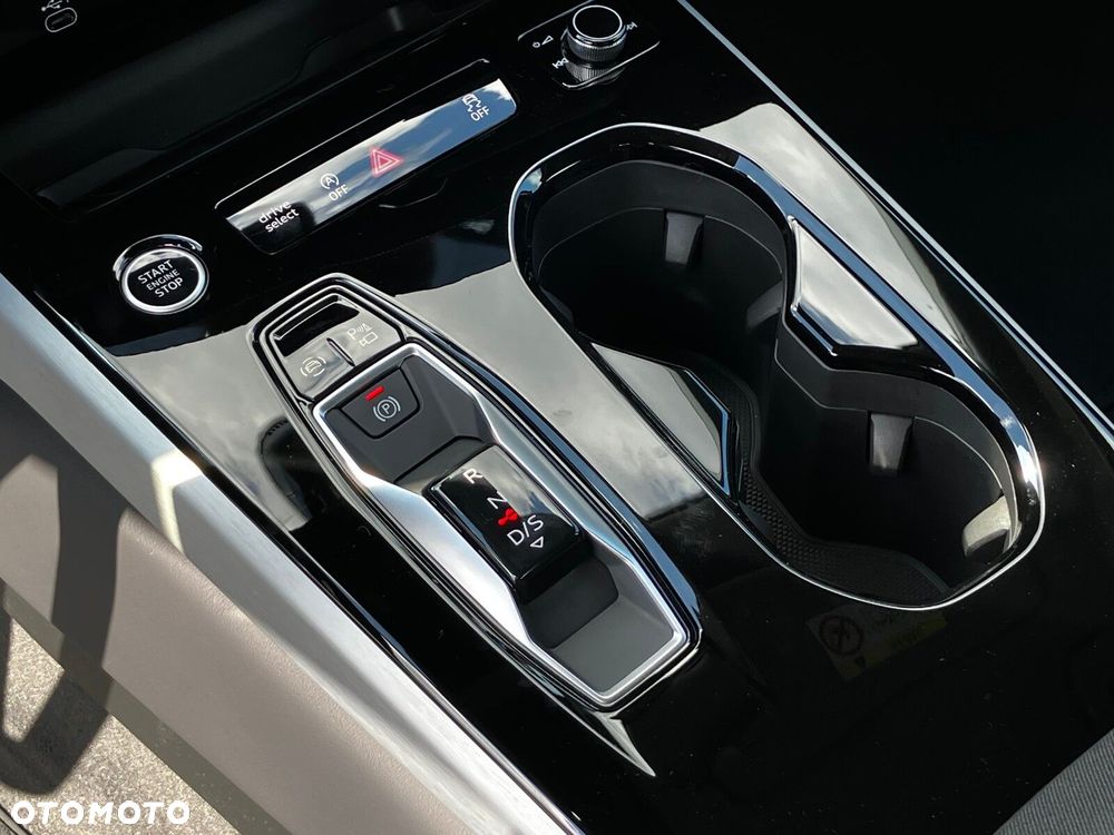 Audi A6 - 24