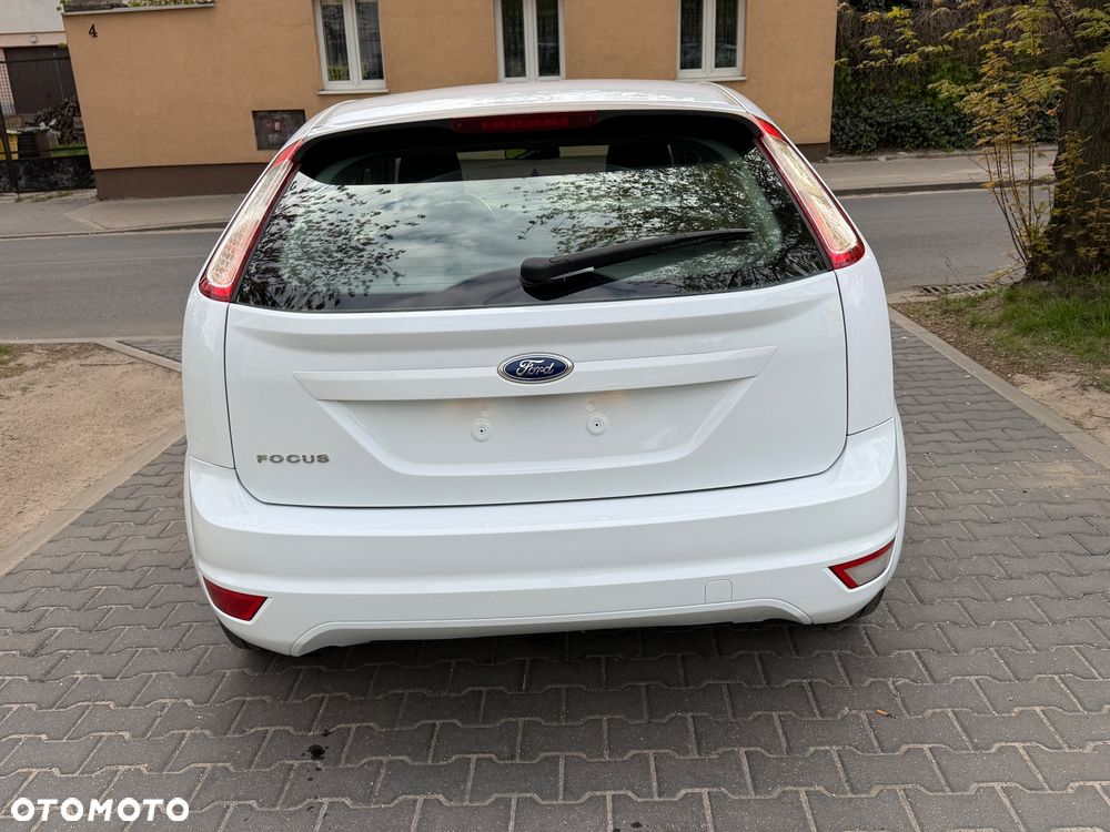 Ford Focus 1.6 16V Viva I - 6