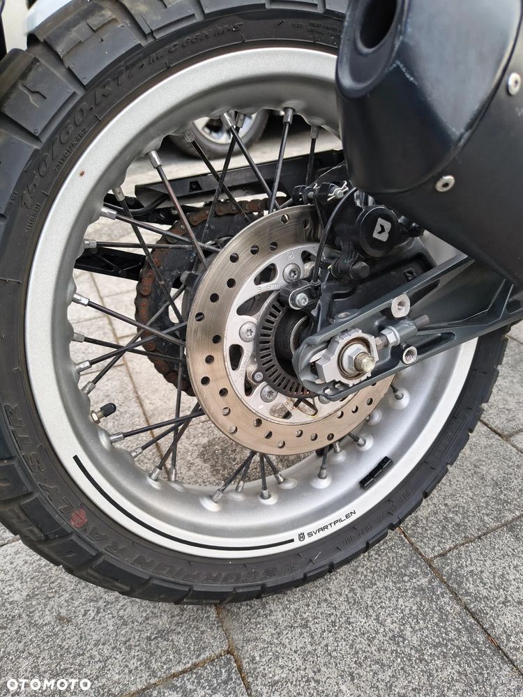 Husqvarna Svartpilen - 16