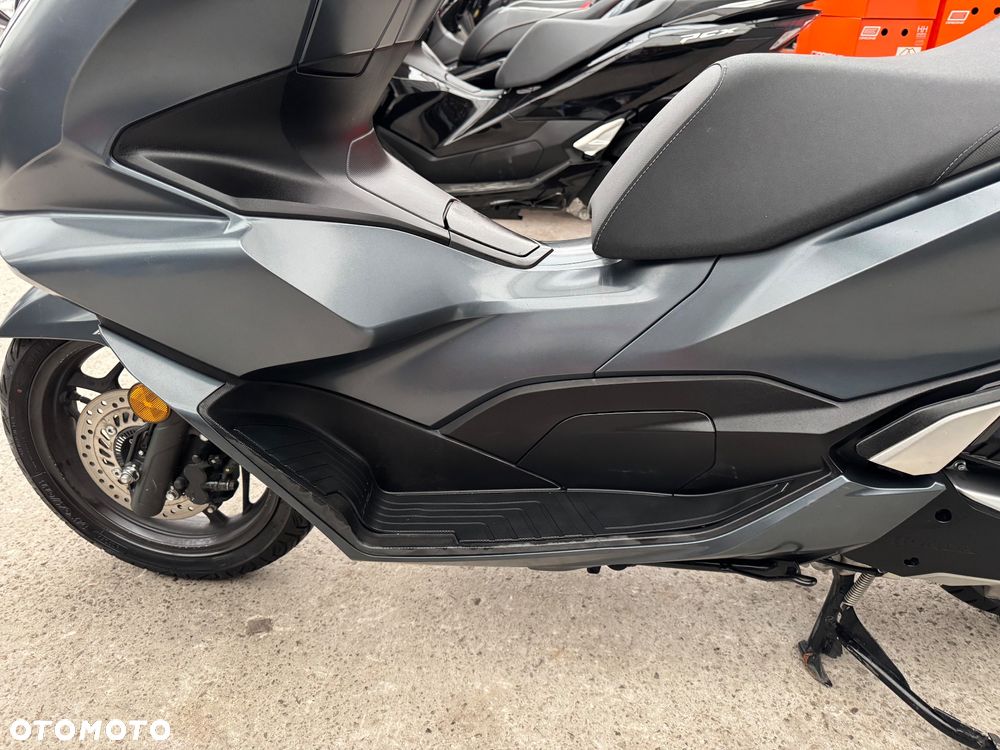 Honda PCX - 17