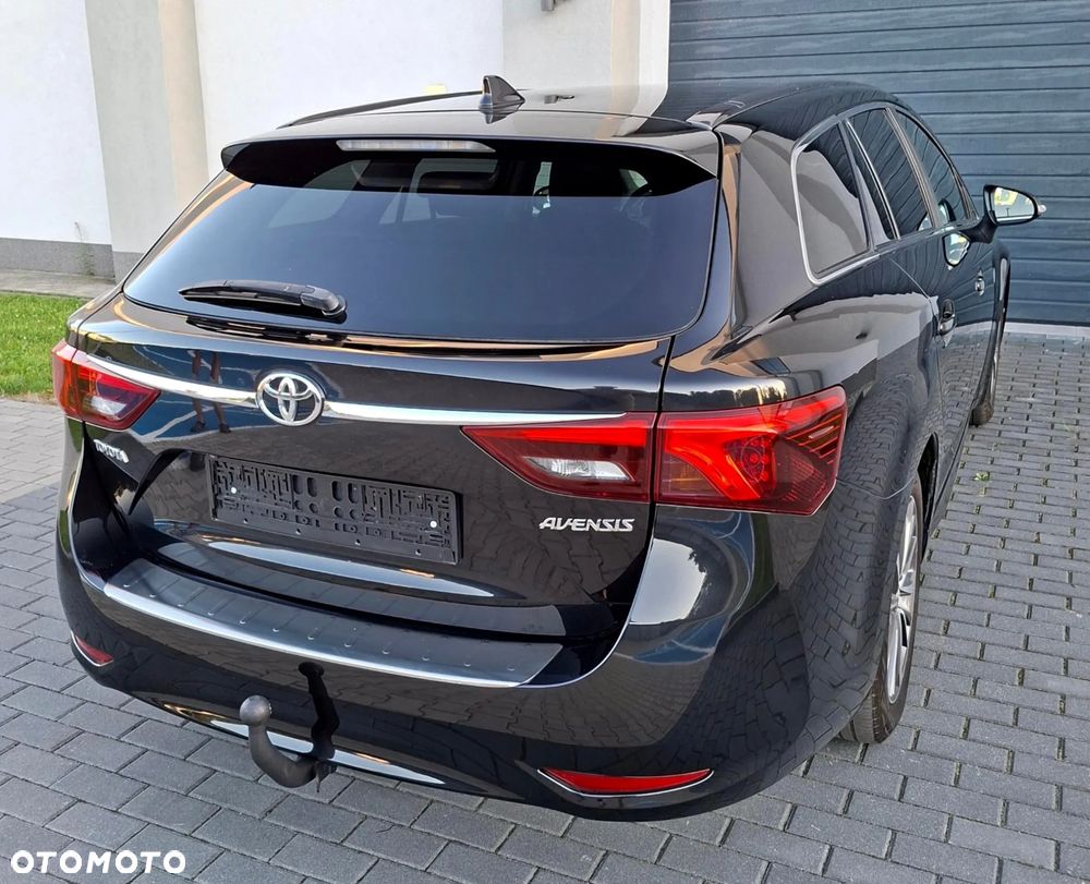 Toyota Avensis 1.8 Premium MS - 5