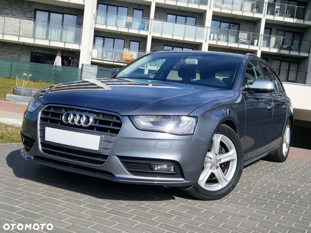 Audi A4 Avant - 4
