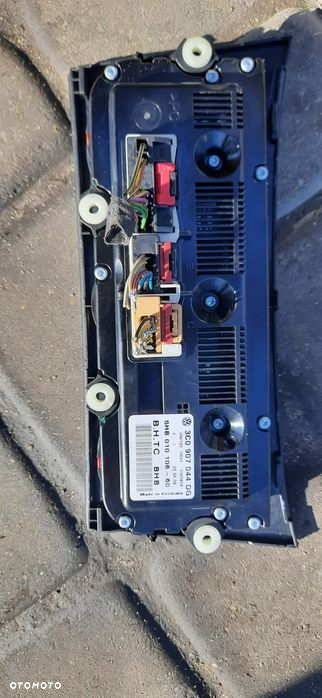 Panel sterowania klimatyzacji passat b6 - 2