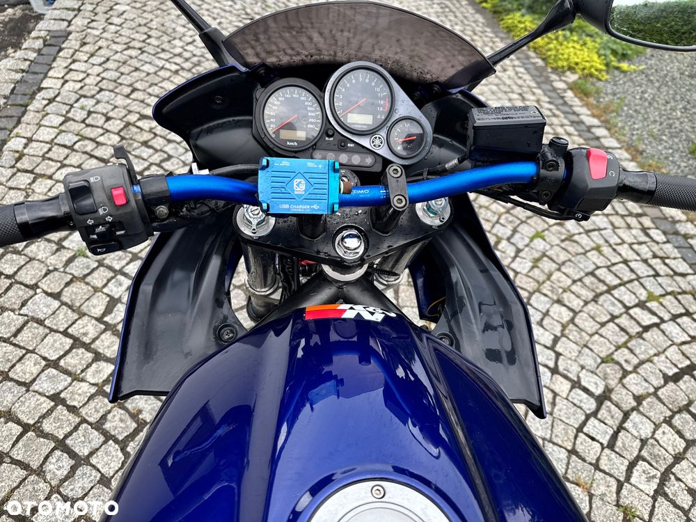 Yamaha FZS - 29