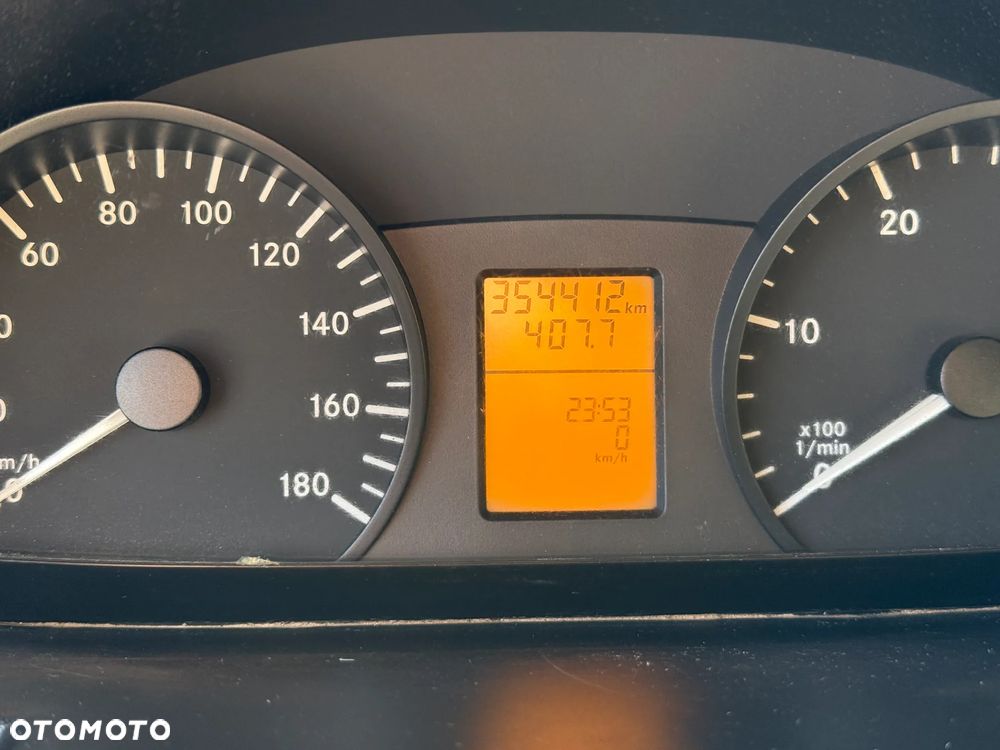 Mercedes-Benz SPRINTER 516 3,5 T MANUAL - 11